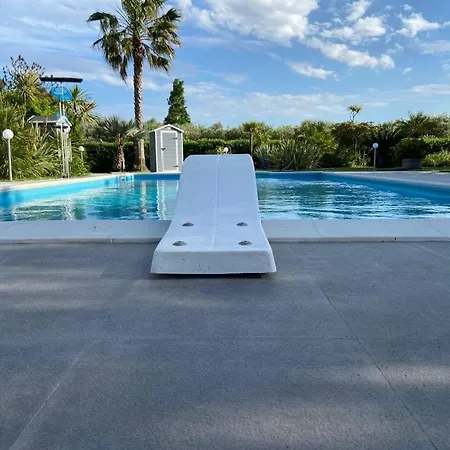 Rosella 2 - Con Piscina - 150 M Dal Mare *