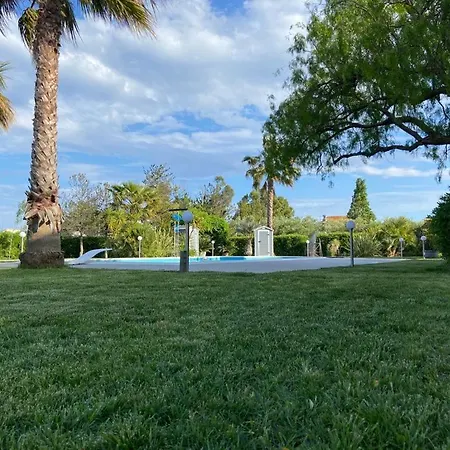 Rosella 2 - Con Piscina - 150 M Dal Mare *