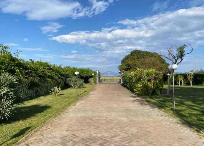 Rosella 2 - Con Piscina - 150 M Dal Mare